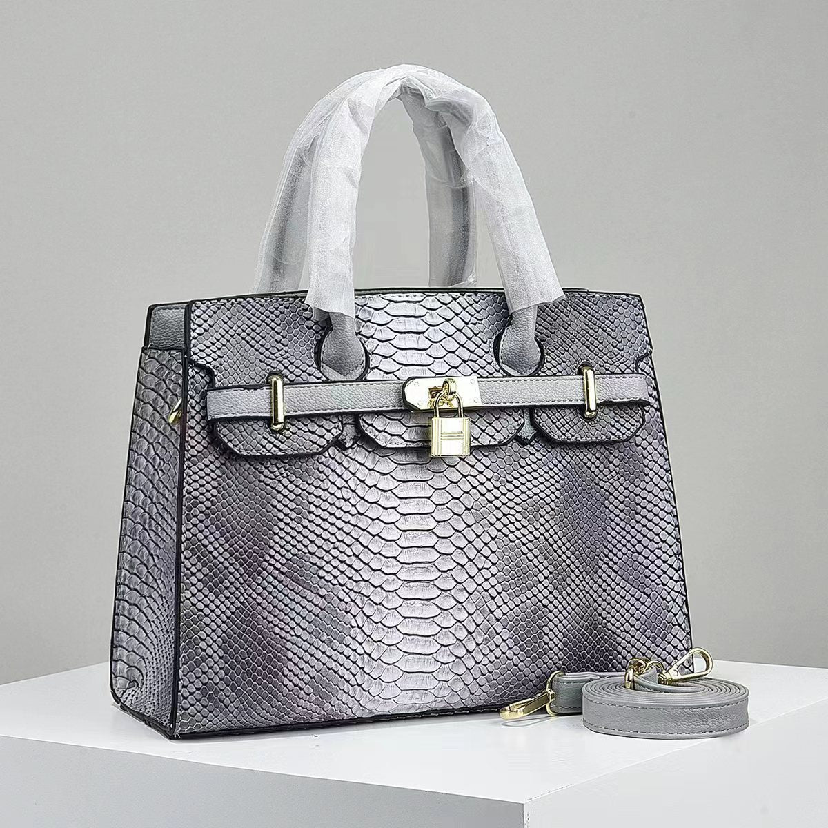 Classic Italian-Inspired Shoulder Handbag — close-up detail