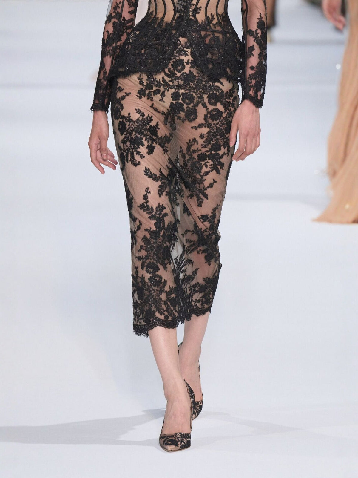 Katia Black Lace Corset Jacket and Pencil Skirt Set - photo 3 | Orabella