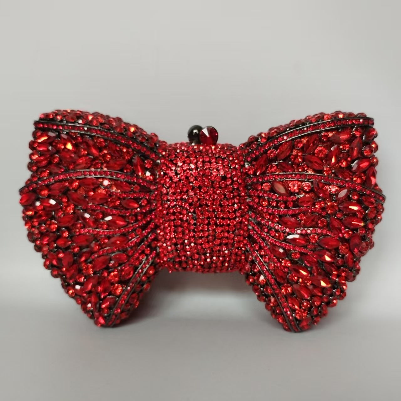 Rhinestone Bow Crystal Wedding Clutch — trim detail