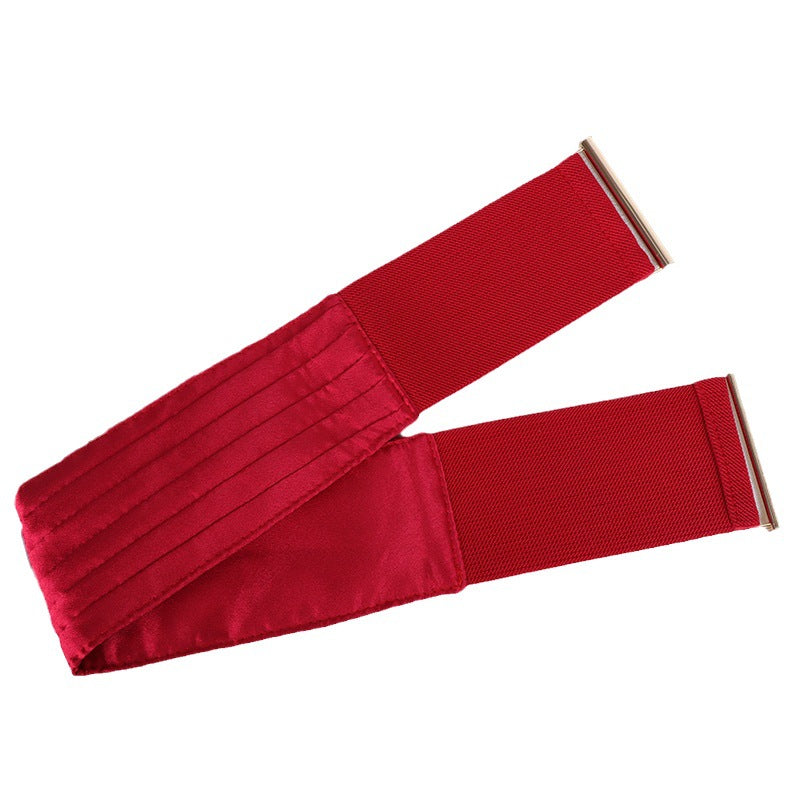Leonie Black Statement Waist Belt — back view