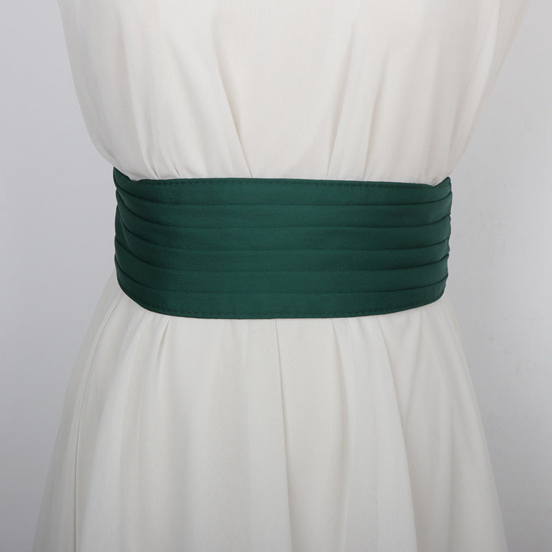 Leonie Black Statement Waist Belt — close-up detail